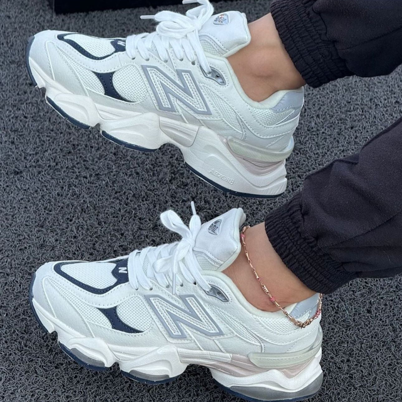 NEW BALANCE 9060 DAMA