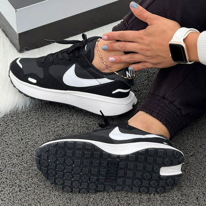 NIKE WAFFLE DAMA