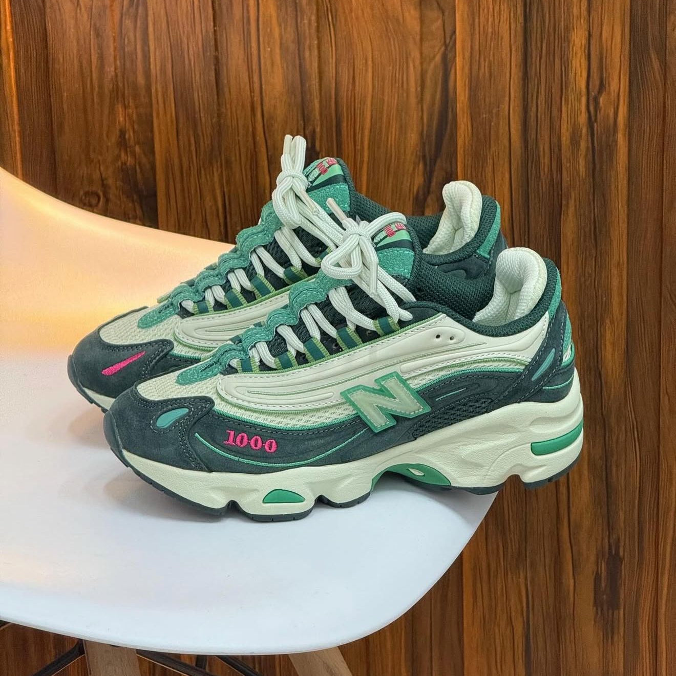 NEW BALANCE 1000